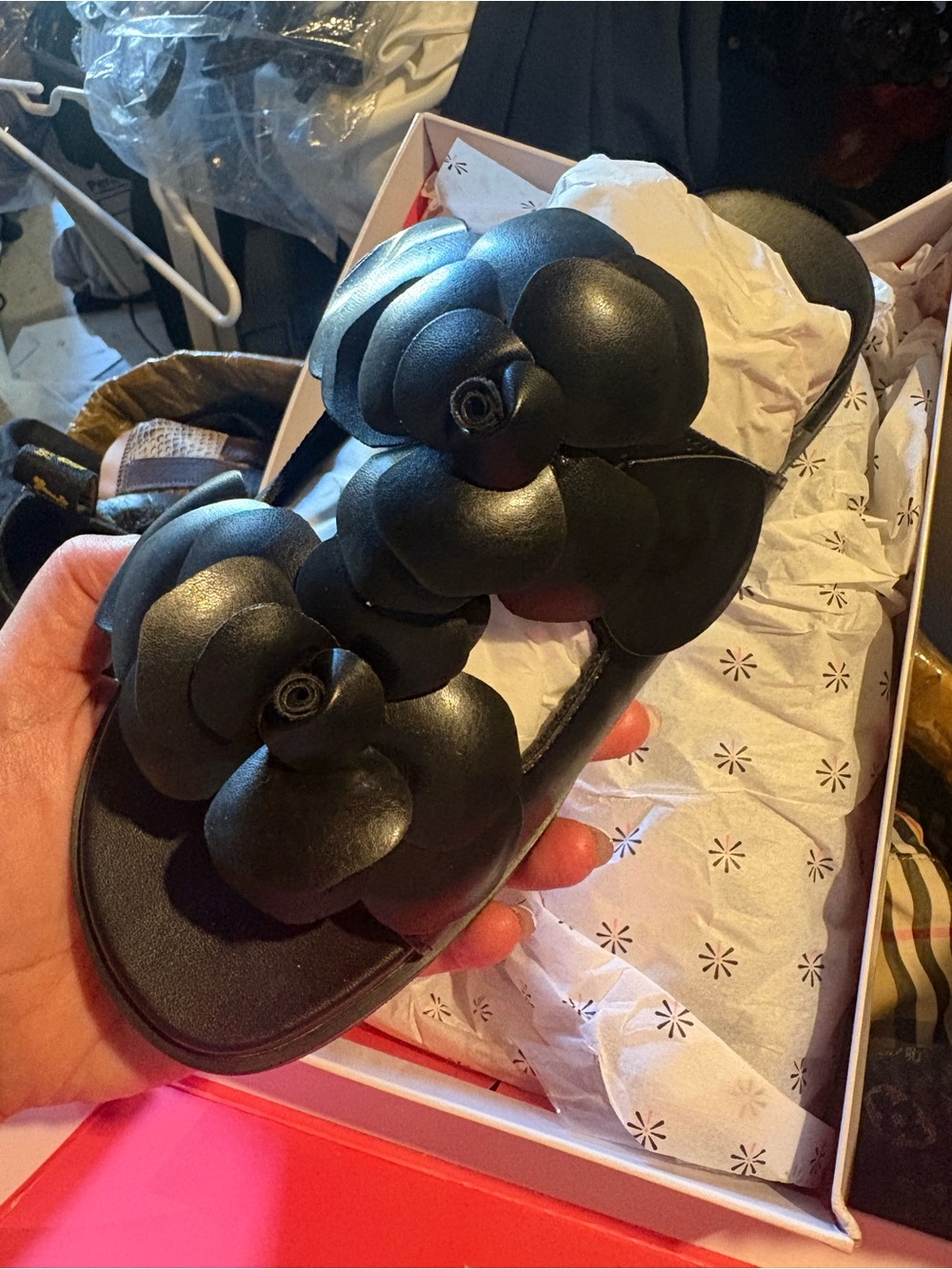 Isaac Mizrahi Black Floral Slide Sandals